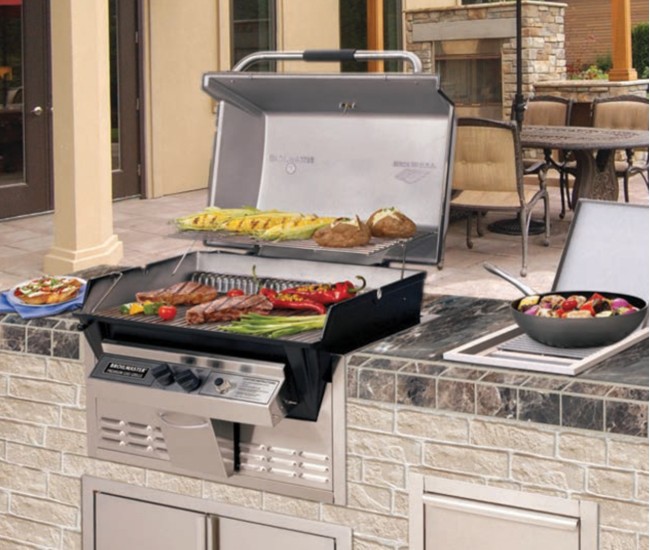 Broilmaster P3SX Built-In Super Premium Gas Grill w/ Smoker Shutter, Griddle and Flare Buster Flavor Enhancers | 1-Burner Broilmaster P3SX Built-In Super Premium Gas Grill w/ Smoker Shutter, Griddle and Flare Buster Flavor Enhancers | 1-Burner